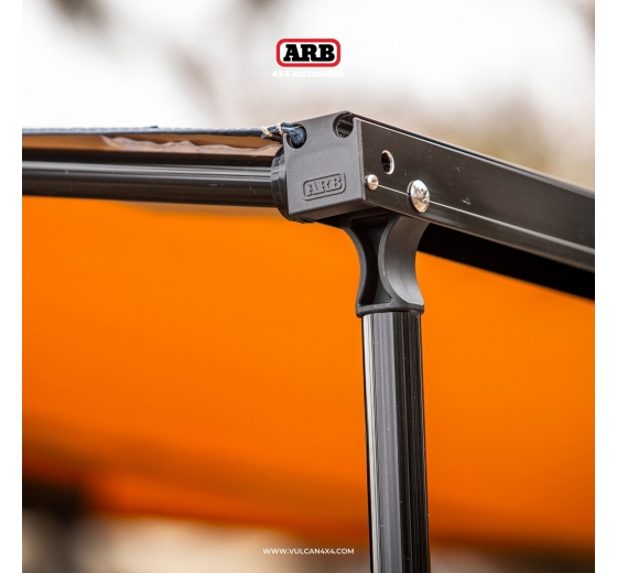 Bạt tăng có đèn màu đen/ARB ALUM AWNING W/LIGHT 2500 BLK 814412